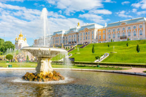Экскурсия в Петергоф с посещением Нижнего парка с фонтанами