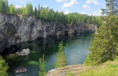 Автобусная экскурсия в Рускеалу (Карелия)
