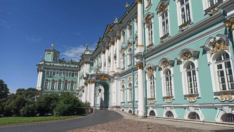Тур в Санкт-Петербург «Петербургские истории. День за днем»